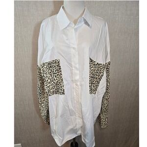 POL Cheetah Print Long Sleeve Button Down‎ Shirt White Pockets Oversized Size L